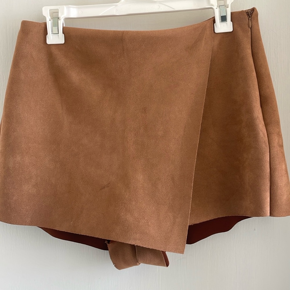 Faux suede brown skort